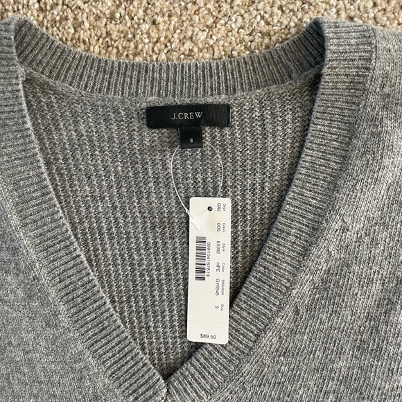 Vneck boyfriend sweater - Picture 2 of 3